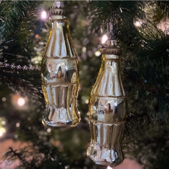 Coca Cola Vintage Polonaise Collection Gold Bottle Christmas Ornaments - Picture 2 of 3